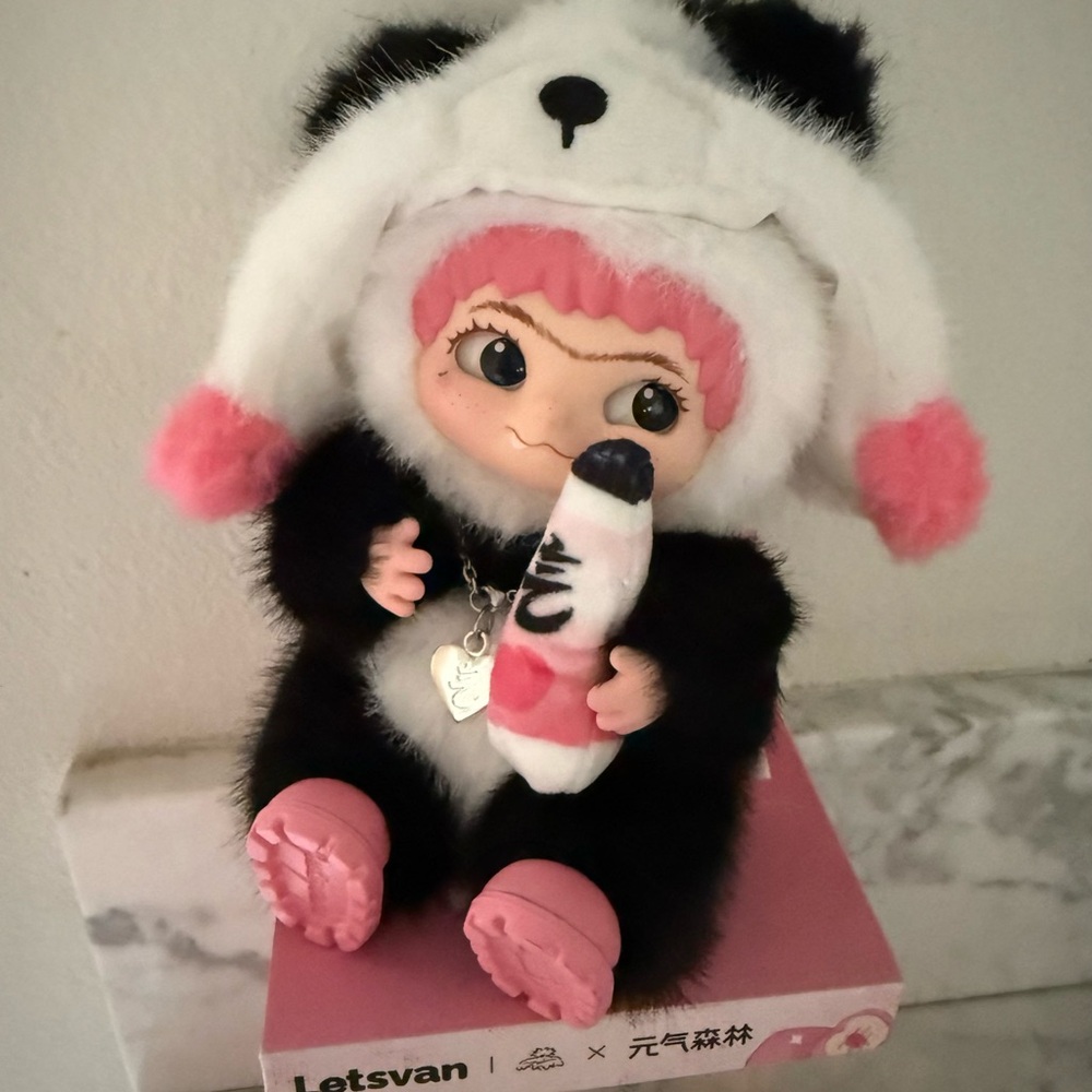 RARE Letsvan x Chiforest WAKUKU Limited Edition Panda Plush Figure NEW